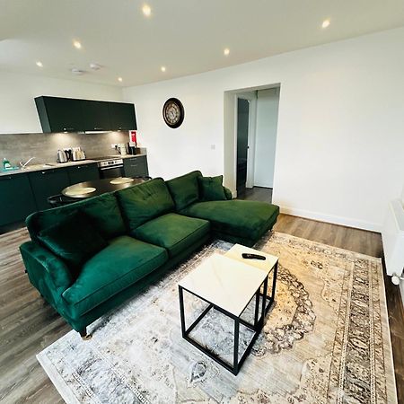 Barnet House Serviced Apartments Данфермлин Экстерьер фото