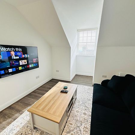 Barnet House Serviced Apartments Данфермлин Экстерьер фото