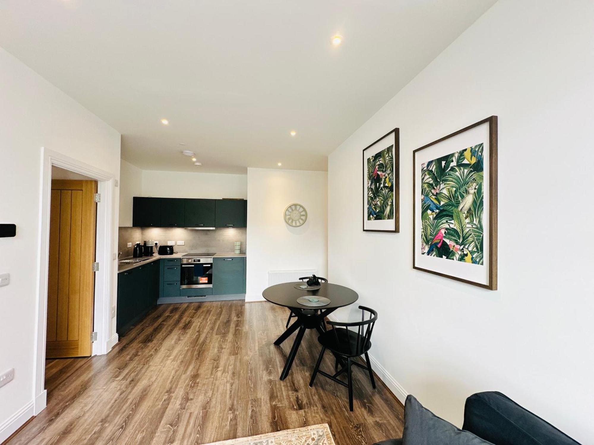 Barnet House Serviced Apartments Данфермлин Экстерьер фото