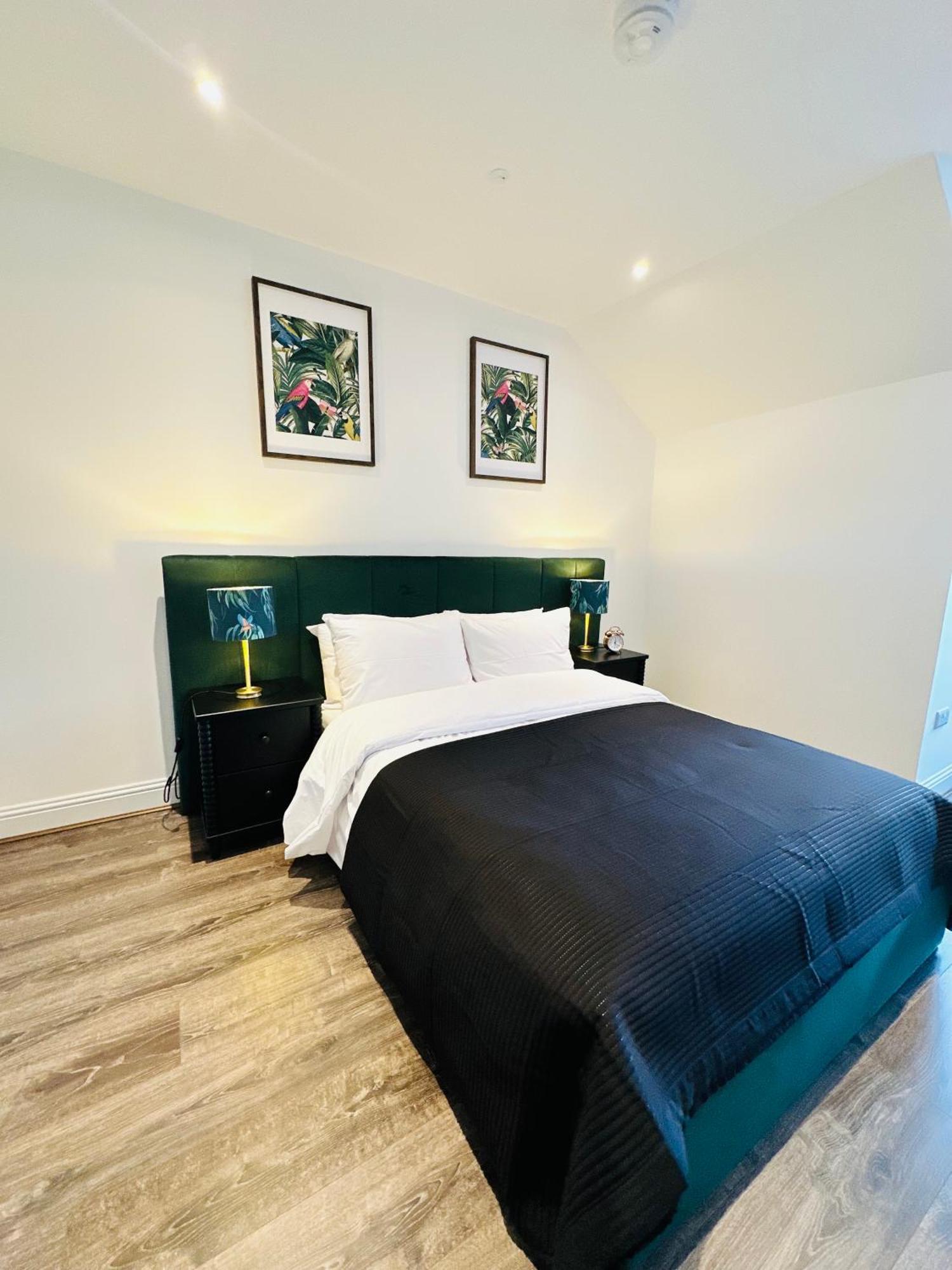 Barnet House Serviced Apartments Данфермлин Экстерьер фото