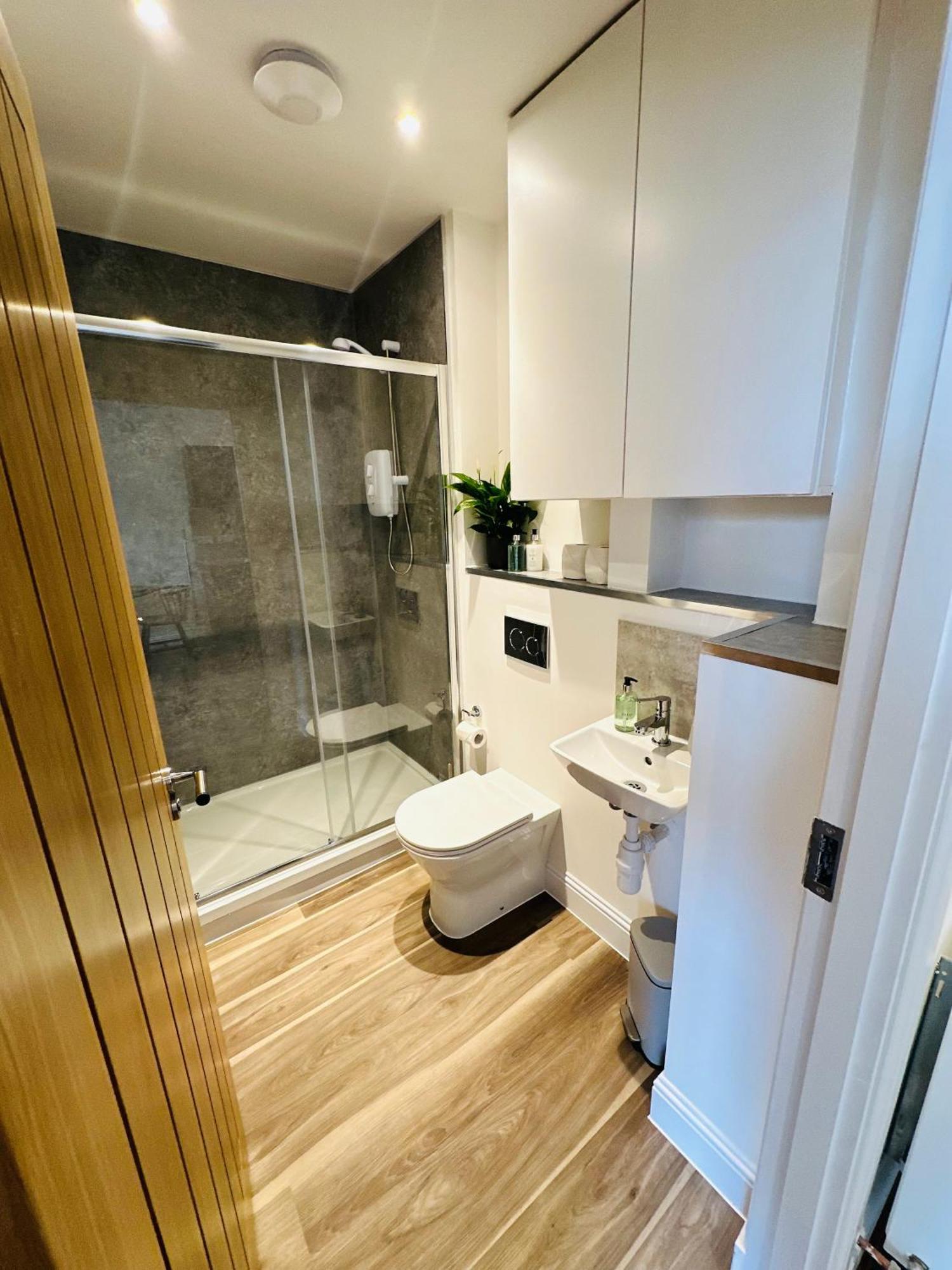 Barnet House Serviced Apartments Данфермлин Экстерьер фото