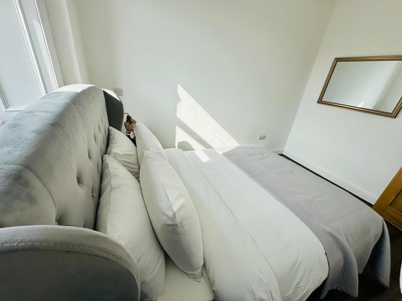 Barnet House Serviced Apartments Данфермлин Экстерьер фото